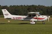 Aerowest Flugcharter Cessna 172S Skyhawk SP (D-EDDV) at  Hodenhagen, Germany