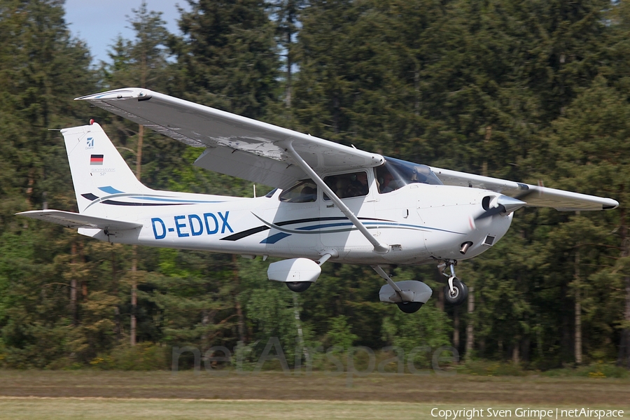 Air Hamburg Cessna 172S Skyhawk SP (D-EDDX) | Photo 570290