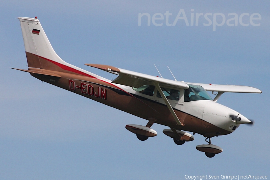 (Private) Cessna 182P Skylane (D-EDJW) | Photo 567540
