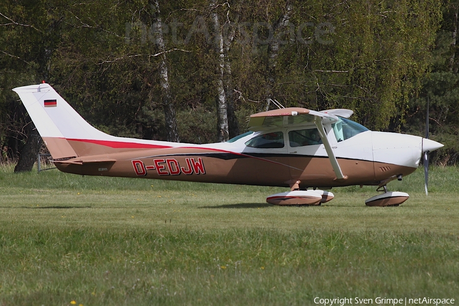 (Private) Cessna 182P Skylane (D-EDJW) | Photo 569154