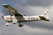 Canair Luftfahrtunternehmen Cessna 172S Skyhawk SP (D-EDLB) at  Neumuenster, Germany