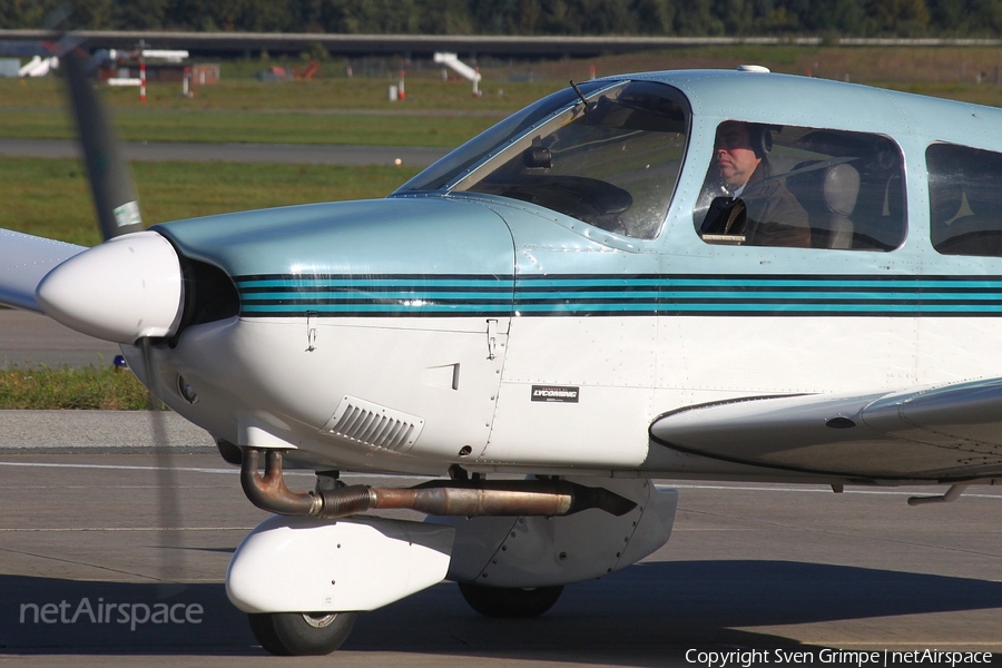 HFC Hamburg Piper PA-28-181 Archer II (D-EDUC) | Photo 32415