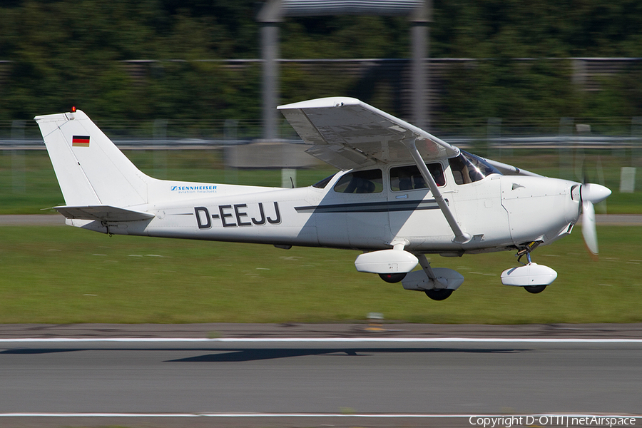 HFC Hamburg Cessna 172R Skyhawk (D-EEJJ) | Photo 368549