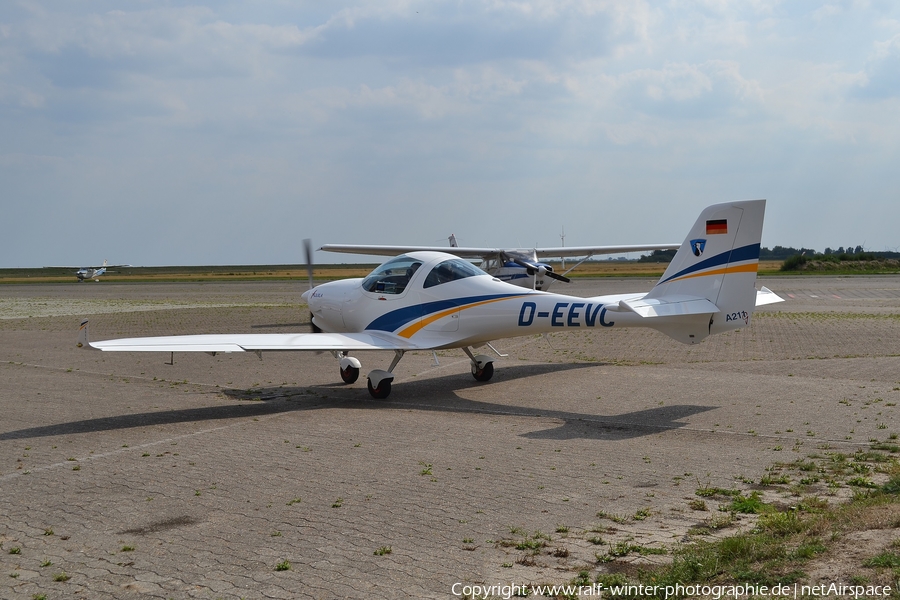(Private) Aquila A211G (D-EEVC) | Photo 346878