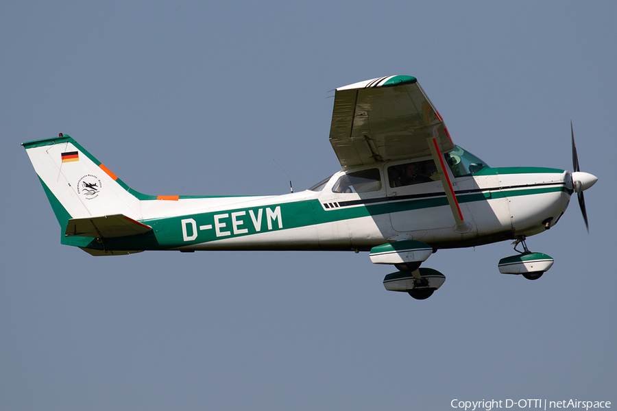(Private) Cessna F172M Skyhawk (D-EEVM) | Photo 313828