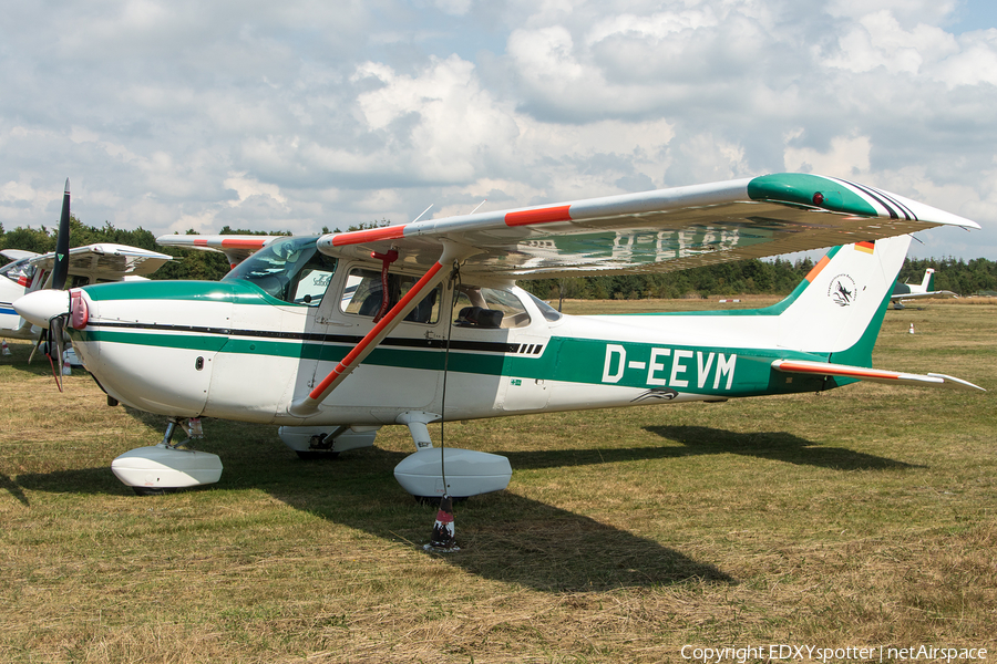 (Private) Cessna F172M Skyhawk (D-EEVM) | Photo 343178
