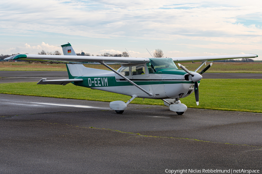 (Private) Cessna F172M Skyhawk (D-EEVM) | Photo 549564