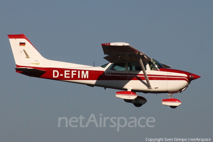 (Private) Cessna 172M Skyhawk (D-EFIM) | Photo 269852