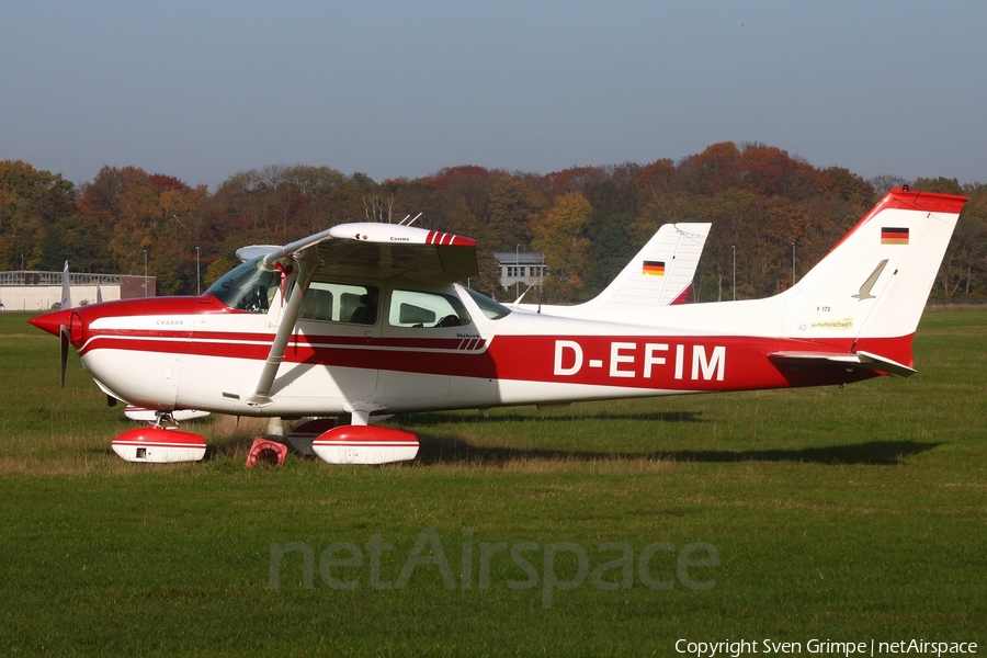 (Private) Cessna 172M Skyhawk (D-EFIM) | Photo 535925