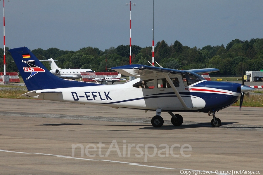 FLN - Frisia-Luftverkehr Cessna 182T Skylane (D-EFLK) | Photo 389598