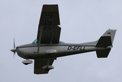 HFC Hamburg Cessna 172P Skyhawk (D-EFLL) at  Hamburg - Fuhlsbuettel (Helmut Schmidt), Germany