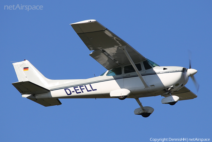 HFC Hamburg Cessna 172P Skyhawk (D-EFLL) | Photo 443840