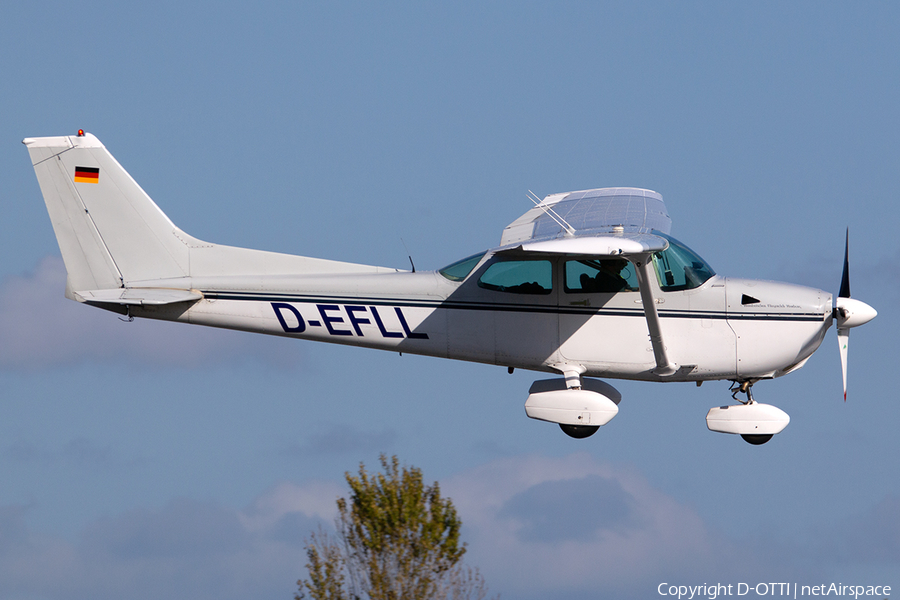HFC Hamburg Cessna 172P Skyhawk (D-EFLL) | Photo 530847