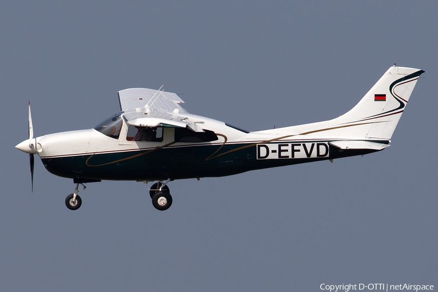 (Private) Cessna T210M Turbo Centurion II (D-EFVD) | Photo 308002