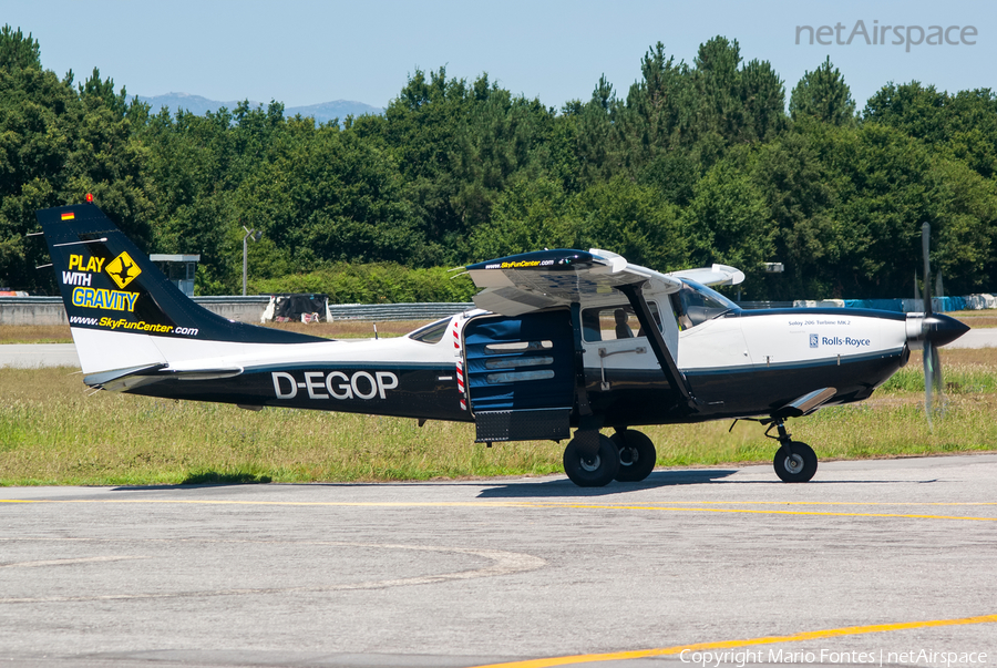 Sky Fun Center Cessna T206H Turbo Stationair (D-EGOP) | Photo 51716