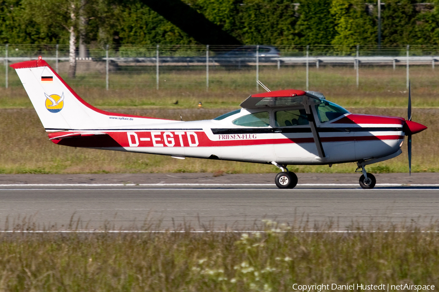 Friesenflug Cessna FR182 Skylane RG (D-EGTD) | Photo 479656