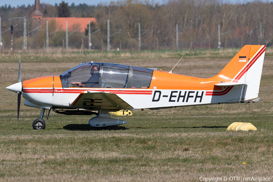 Fliegerclub Rostock Robin DR.400/180R Remoqueur (D-EHFH) | Photo 505304