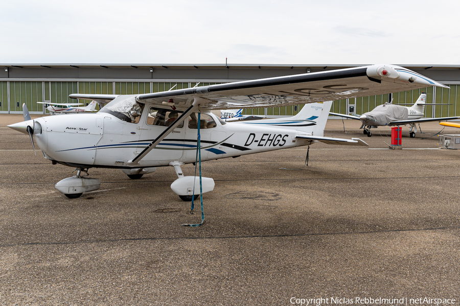 Aero-Beta Flight Training Cessna 172S Skyhawk SP (D-EHGS) | Photo 528111