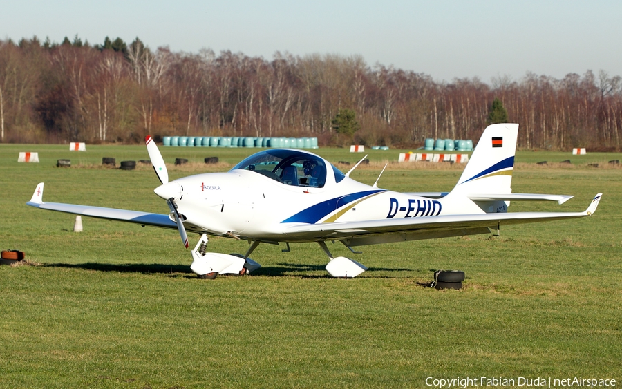 Airbus HFB Motorfluggruppe Aquila A211 (D-EHID) | Photo 294478