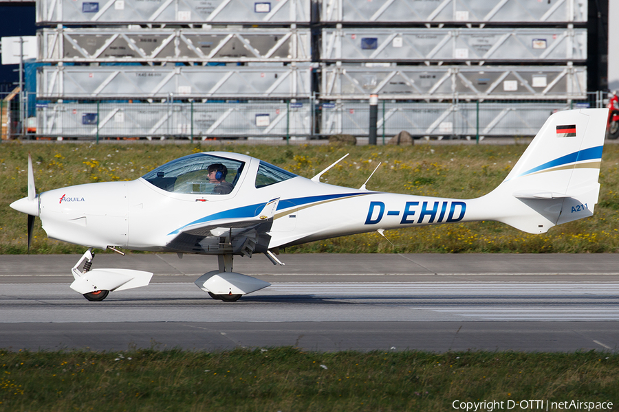 Airbus HFB Motorfluggruppe Aquila A211 (D-EHID) | Photo 409386