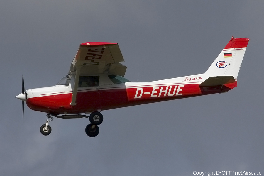 TFC Kaufer Cessna 152 (D-EHUE) | Photo 277583