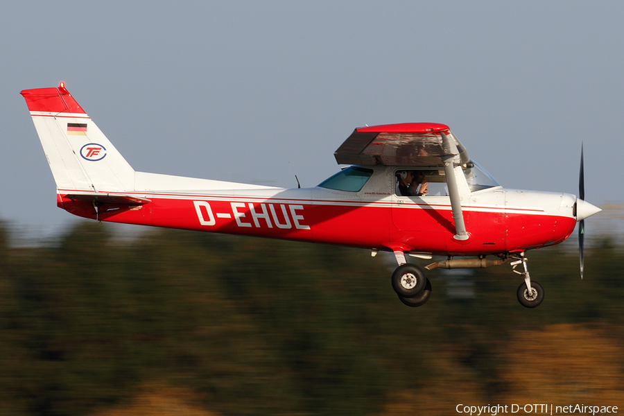 TFC Kaufer Cessna 152 (D-EHUE) | Photo 409876
