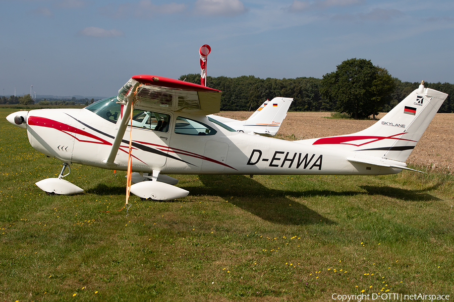(Private) Cessna 182G Skylane (D-EHWA) | Photo 639826