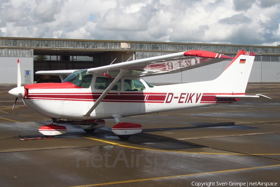 (Private) Cessna FR172K Hawk XP (D-EIKV) | Photo 117591