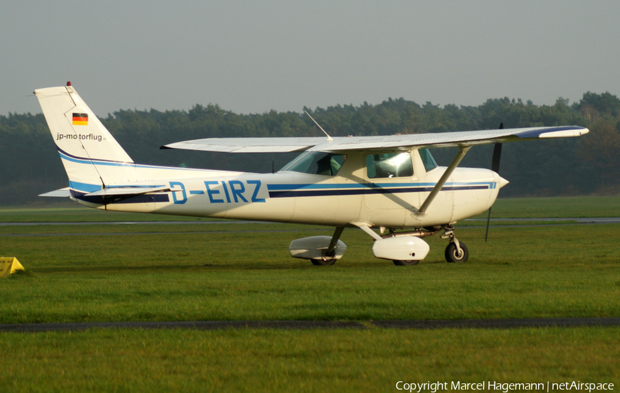 (Private) Cessna F152 (D-EIRZ) | Photo 118574