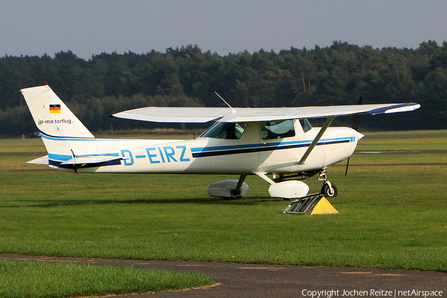 (Private) Cessna F152 (D-EIRZ) | Photo 189521