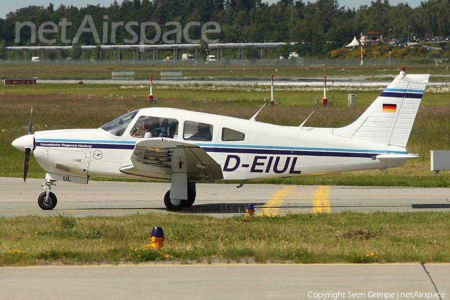 Lufthansa Flight Training Piper PA-28R-200 Cherokee Arrow II (D-EIUL) | Photo 20266