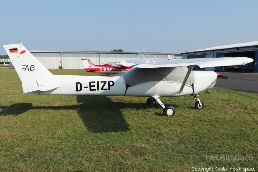 (Private) Cessna F152 (D-EIZP) | Photo 638620