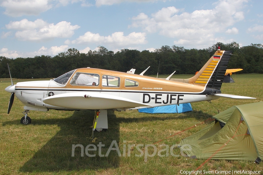 (Private) Piper PA-28R-200 Cherokee Arrow II (D-EJFF) | Photo 332821