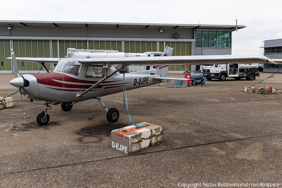 Aero-Beta Flight Training Cessna F152 (D-EJPE) | Photo 528108