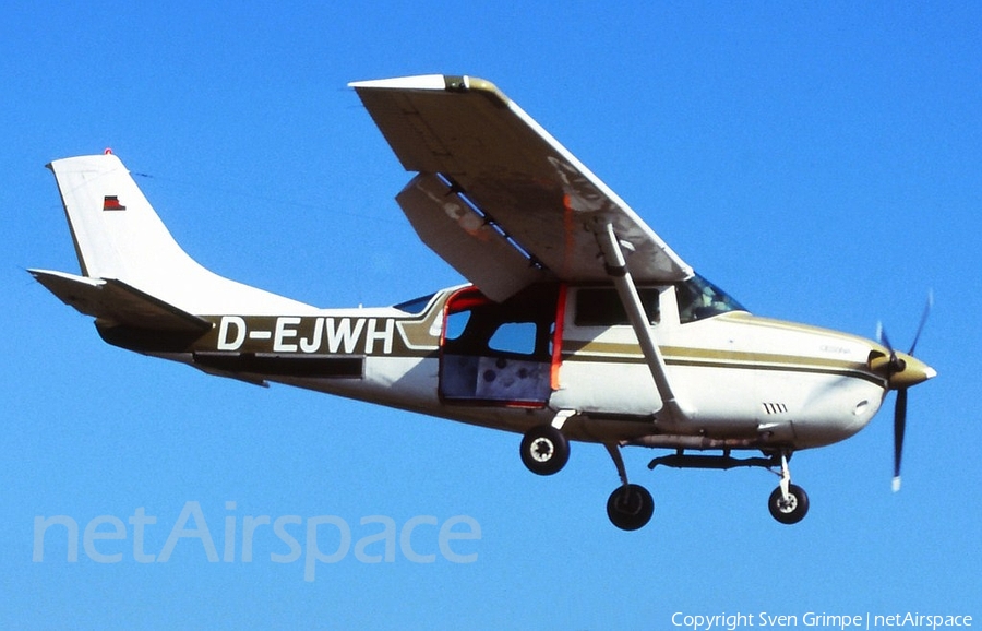 (Private) Cessna U206G Stationair 6 (D-EJWH) | Photo 368045