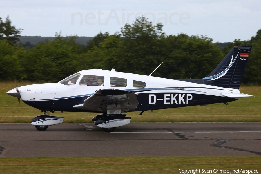 (Private) Piper PA-28-181 Archer LX (D-EKKP) | Photo 517794