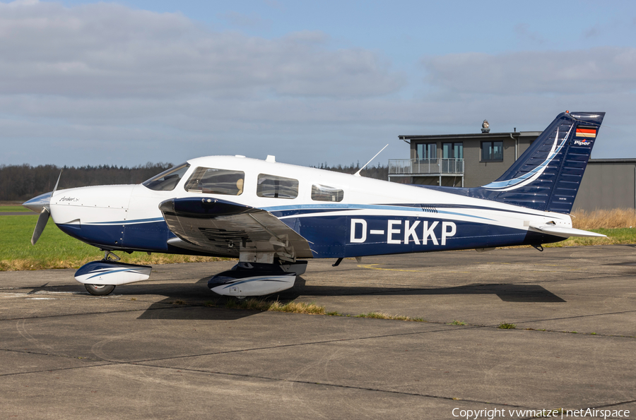 (Private) Piper PA-28-181 Archer LX (D-EKKP) | Photo 563637