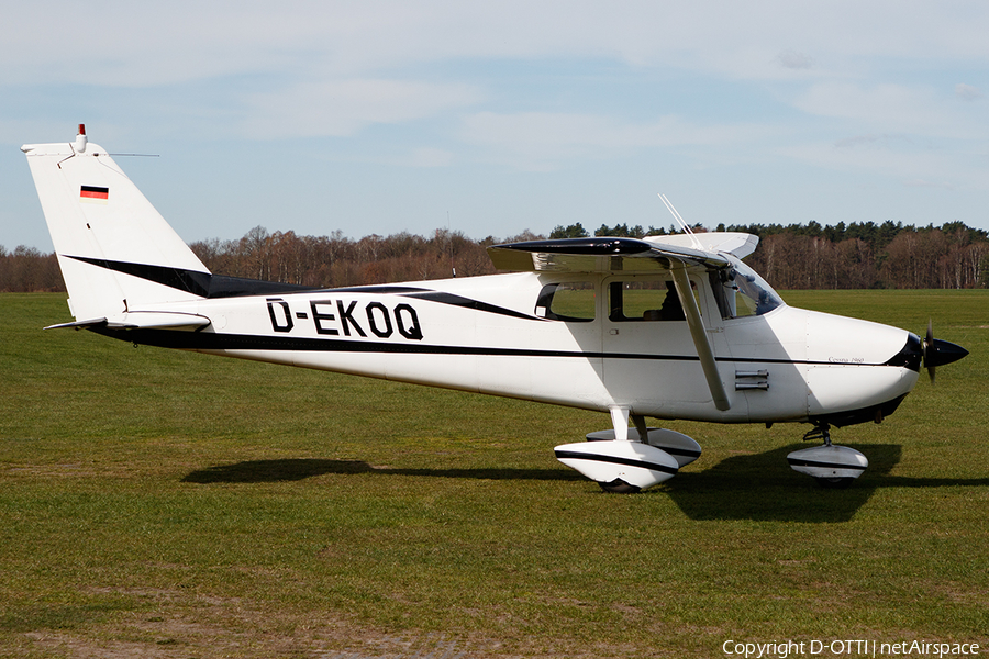 (Private) Cessna 172A Skyhawk (D-EKOQ) | Photo 440789