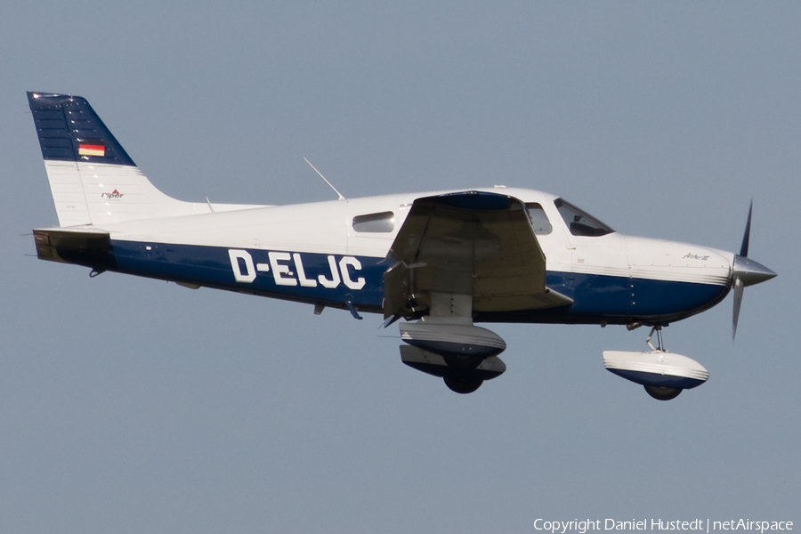 Luftsportverein Rietberg Piper PA-28-181 Archer III (D-ELJC) | Photo 651153