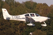 HFC Hamburg Cirrus SR20 G3 (D-EMGT) at  Hamburg - Fuhlsbuettel (Helmut Schmidt), Germany