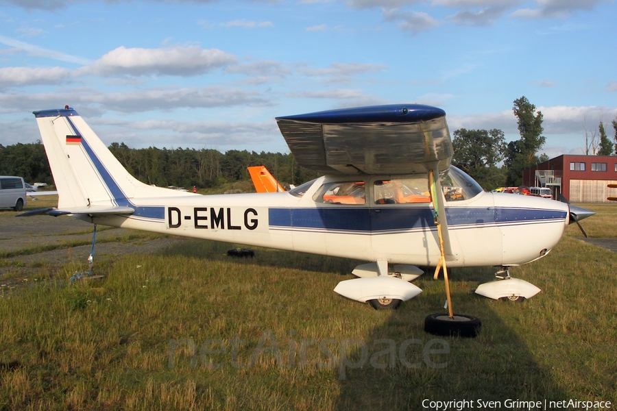 (Private) Cessna F172H Skyhawk (D-EMLG) | Photo 631420