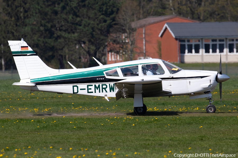 (Private) Piper PA-28R-200 Cherokee Arrow II (D-EMRW) | Photo 314195