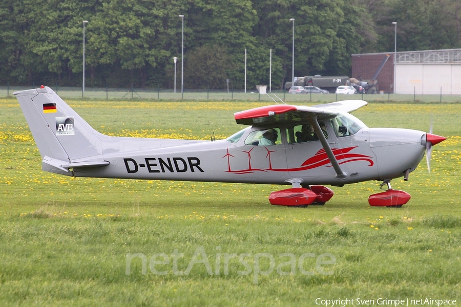 Luftsportverein Flensburg Cessna 172N Skyhawk II (D-ENDR) | Photo 26165