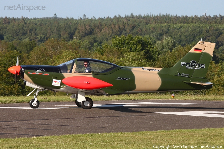 (Private) SIAI-Marchetti SF.260 (D-ENIC) | Photo 515240