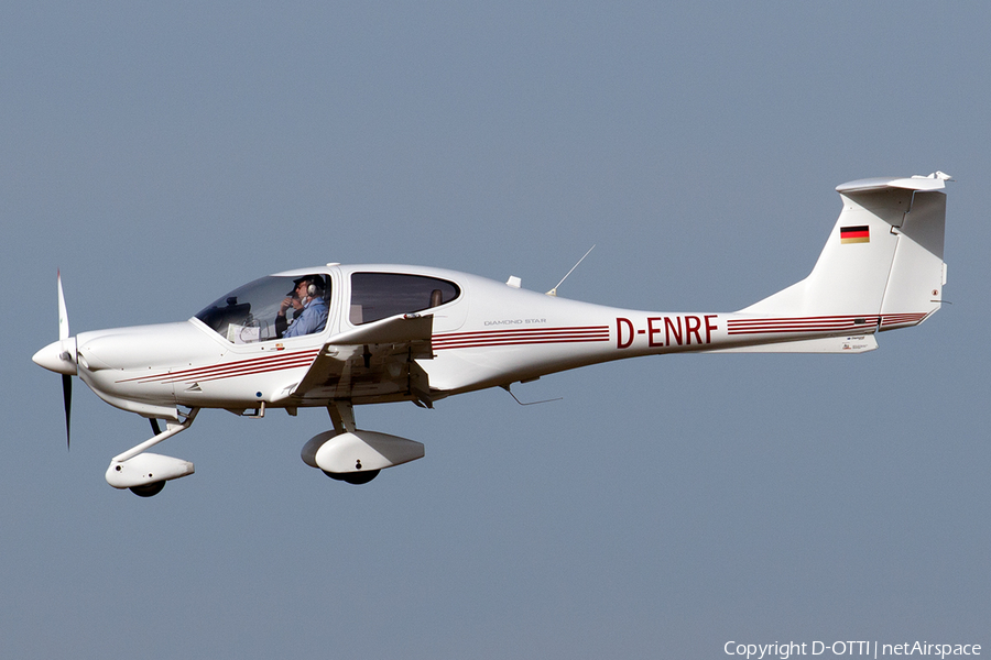 (Private) Diamond DA40 Diamond Star (D-ENRF) | Photo 432900