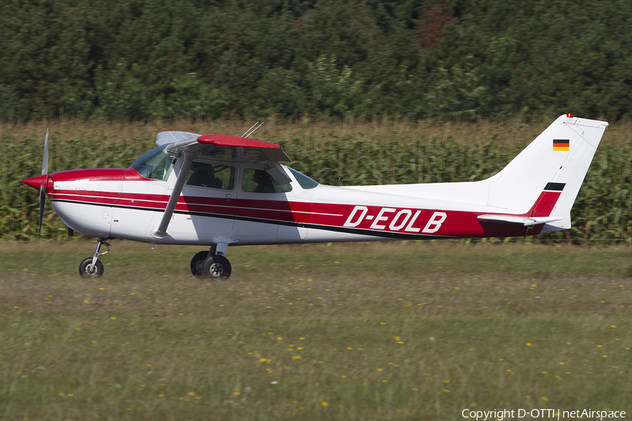 LSV Kiel Cessna 172N Skyhawk II (D-EOLB) | Photo 393022