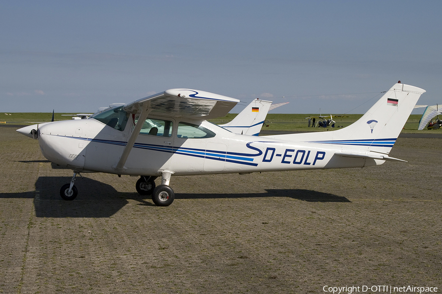 (Private) Cessna F182Q Skylane (D-EOLP) | Photo 276006