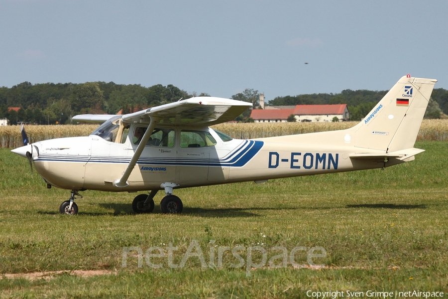 (Private) Cessna 172P Skyhawk II (D-EOMN) | Photo 332319