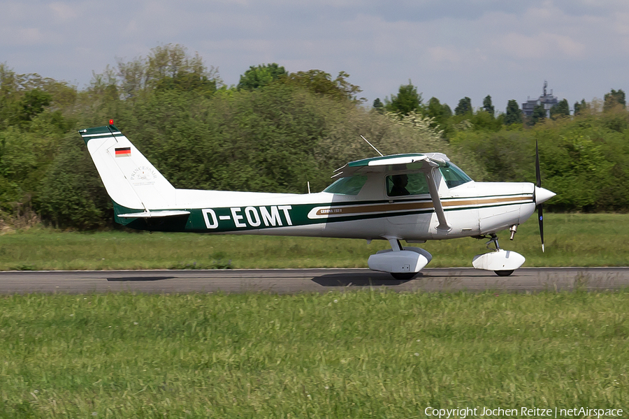 (Private) Cessna 152 II (D-EOMT) | Photo 162651