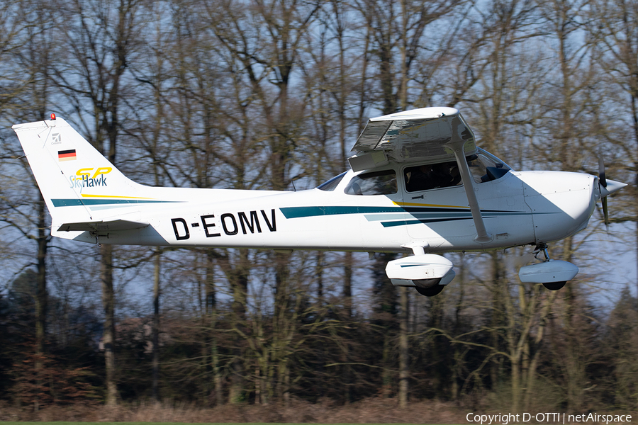 Motorflug Münster e.V. Cessna 172S Skyhawk SP (D-EOMV) | Photo 615025